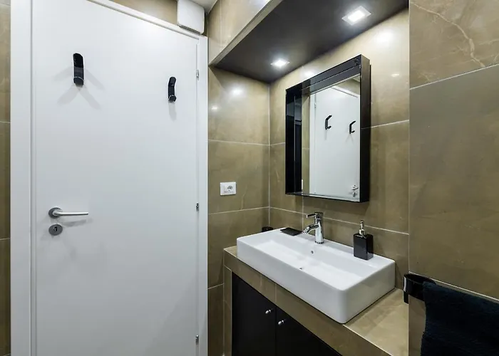 The Place To Be - Loft Design Nel Centro Storico Apartamento Turim