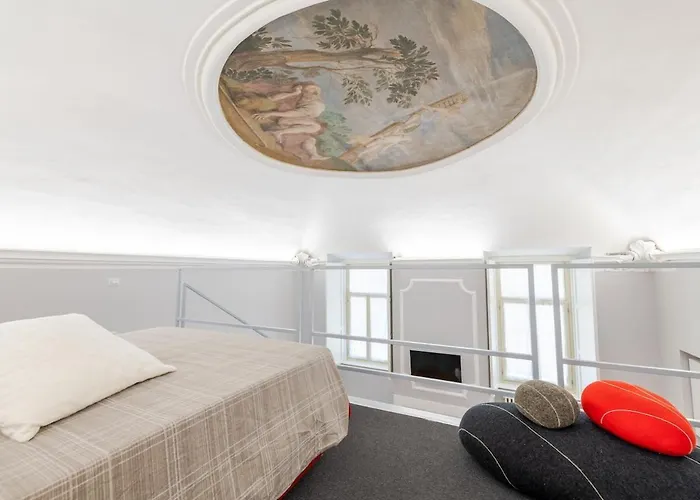 The Place To Be - Loft Design Nel Centro Storico *