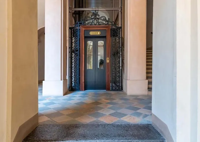 Apartment The Place To Be - Loft Design Nel Centro Storico *