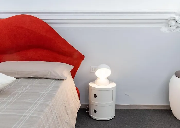 The Place To Be - Loft Design Nel Centro Storico *